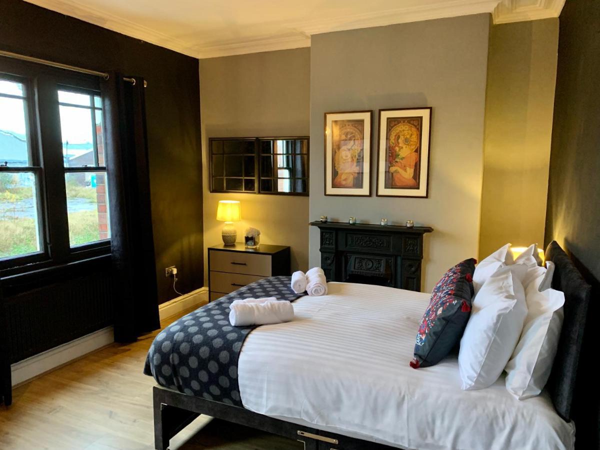 Stamer House By Yourstays, Stylish Quirky House, With 4 Double Bedrooms, Book Now! Stoke-on-Trent Ngoại thất bức ảnh