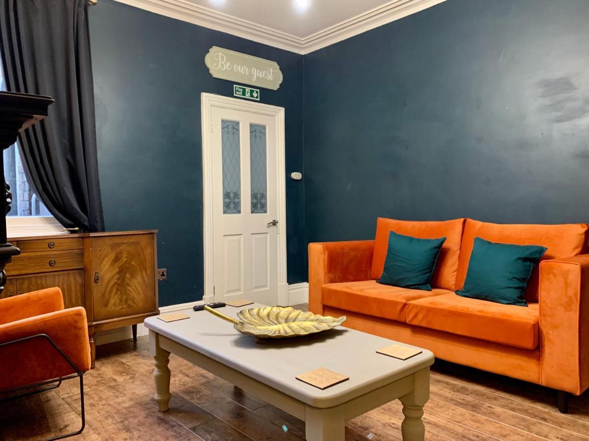 Stamer House By Yourstays, Stylish Quirky House, With 4 Double Bedrooms, Book Now! Stoke-on-Trent Ngoại thất bức ảnh