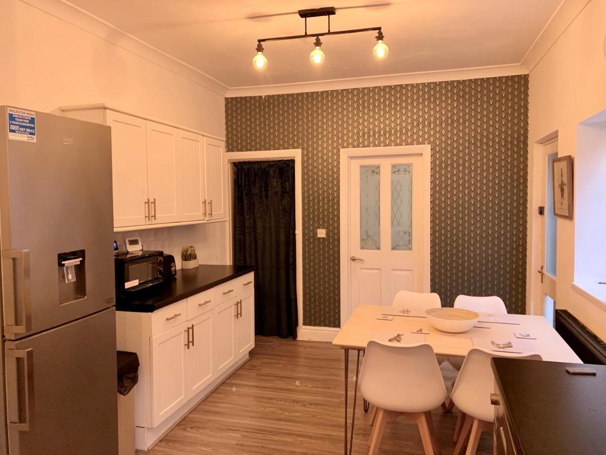 Stamer House By Yourstays, Stylish Quirky House, With 4 Double Bedrooms, Book Now! Stoke-on-Trent Ngoại thất bức ảnh